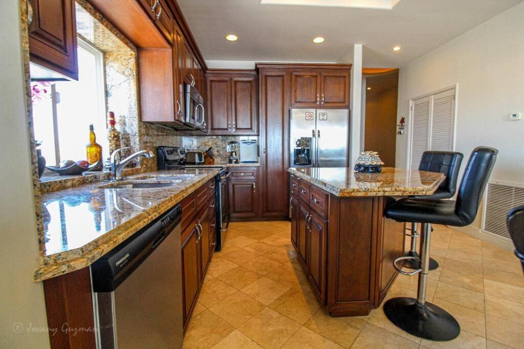 Access - Beach Penthouse Papas And Beer 2 Miles Wifi Rosarito Bagian luar foto