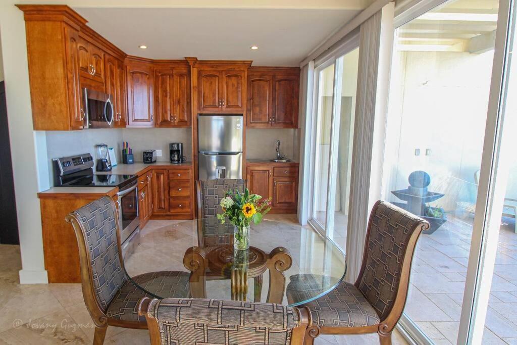 Access - Beach Penthouse Papas And Beer 2 Miles Wifi Rosarito Bagian luar foto